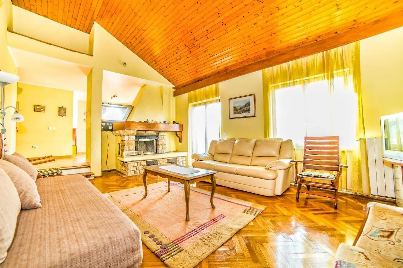 Apartment Belusic 1015 Fazana Croatia
